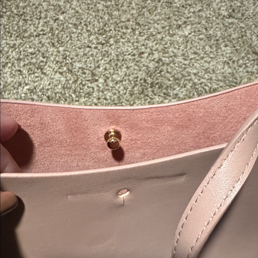Samara Bags medium crossbody bag in peony pink vegan leather & vegan suede - EUC - Picture 6 of 13